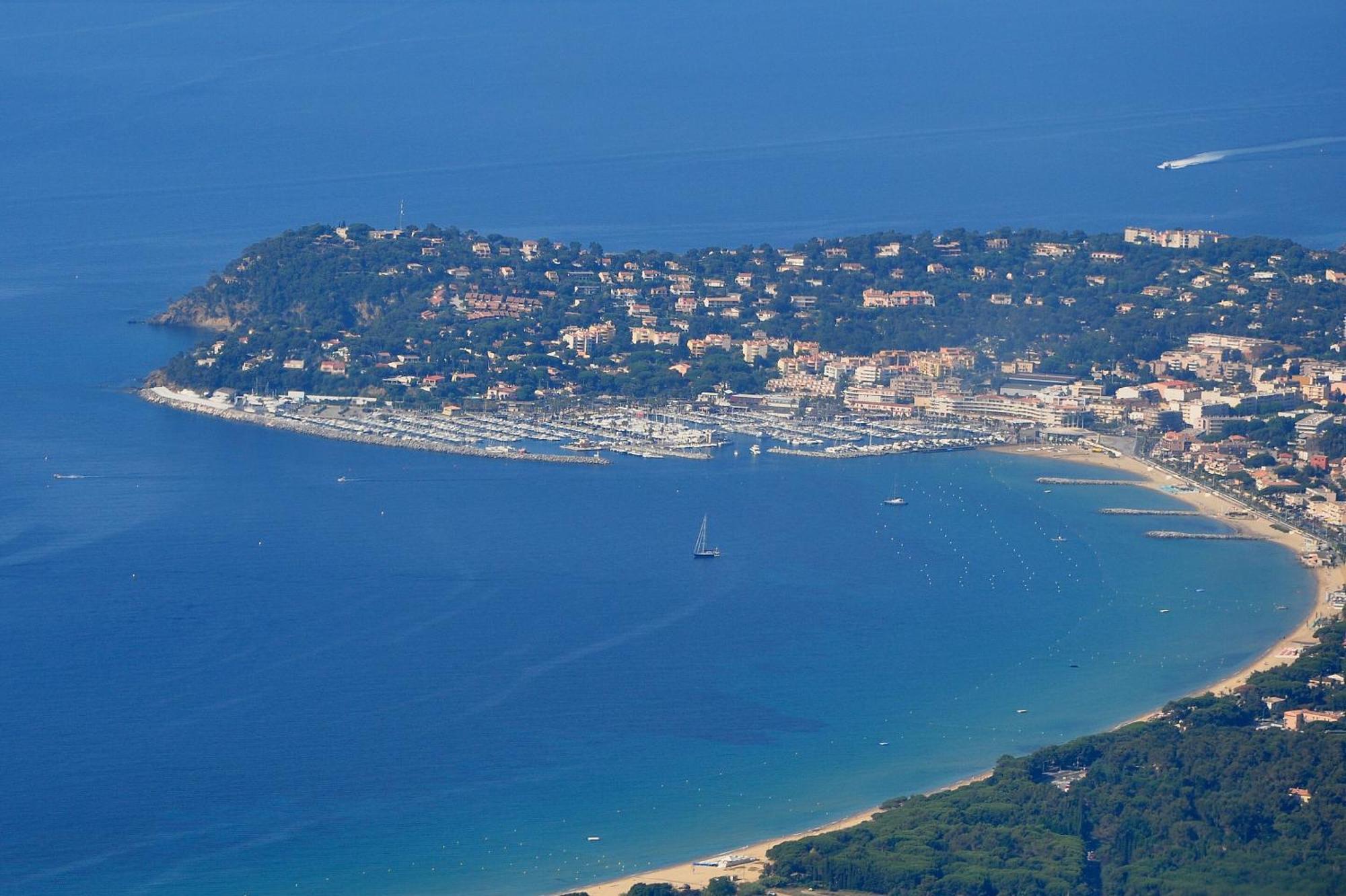Appartement Residence Santa Barbara Avec Piscine Et A 750M De La Plage Cavalaire-sur-Mer Exterior foto